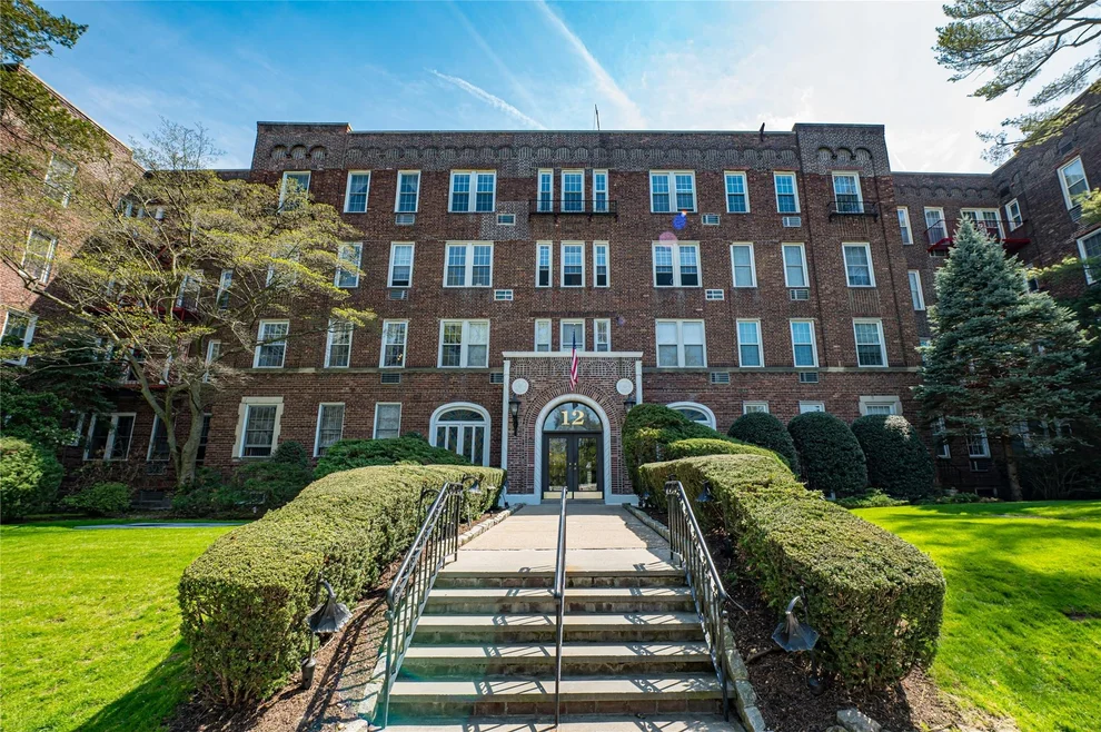 Unit for sale at 12 Hamilton Place, Hempstead, NY 11530