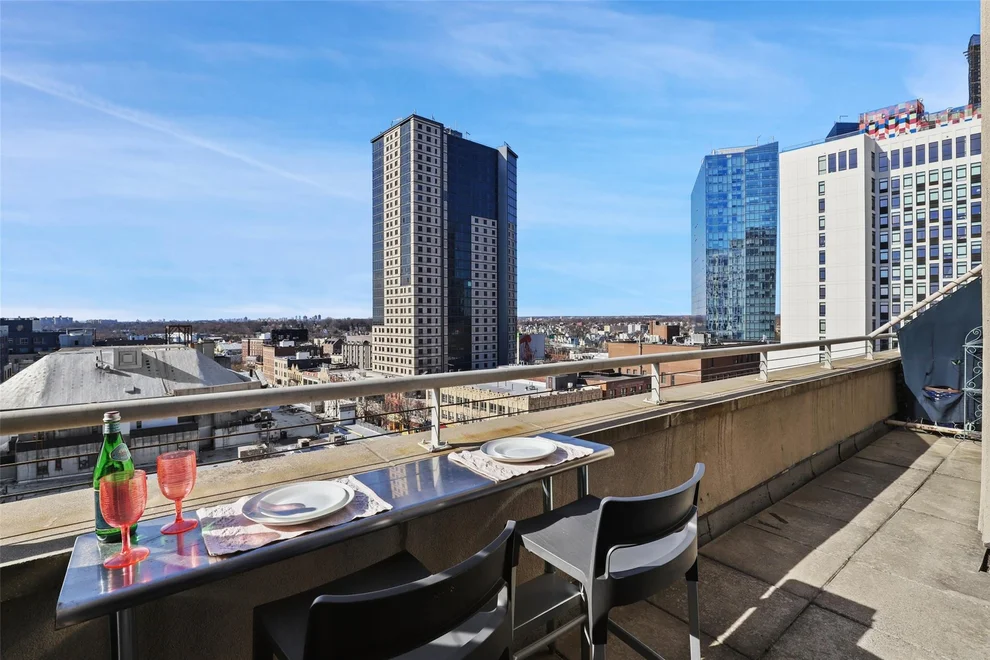 Unit for sale at 25 Leroy Place, New Rochelle, NY 10805