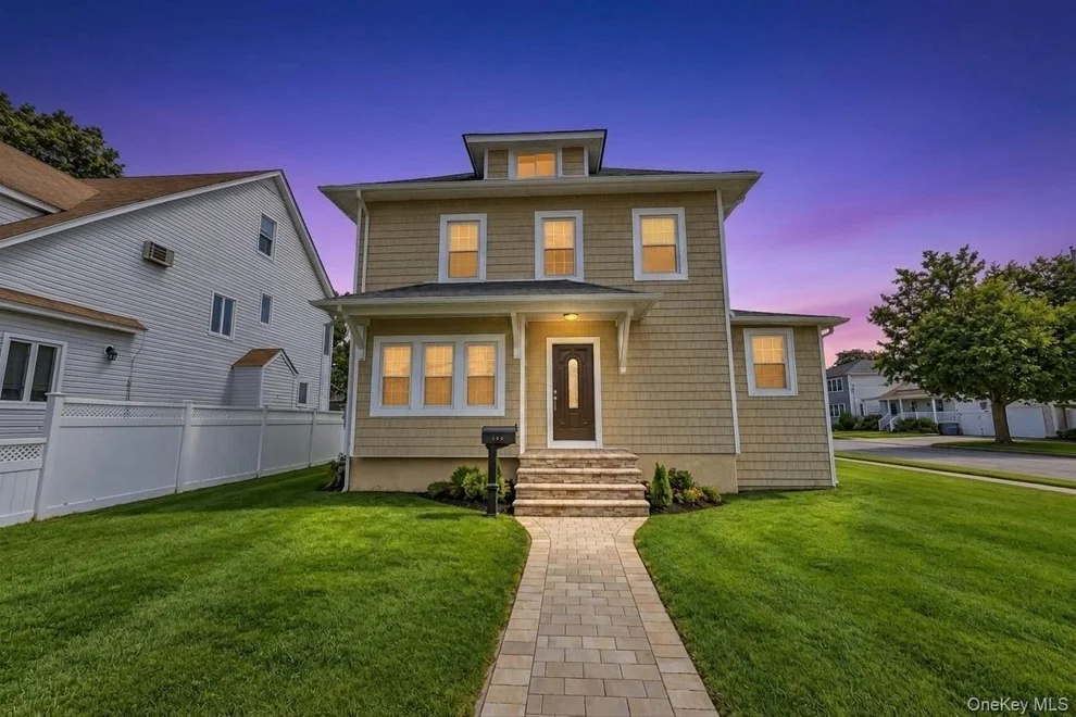 Unit for sale at 236 Plainview Road, Oyster Bay, NY 11801