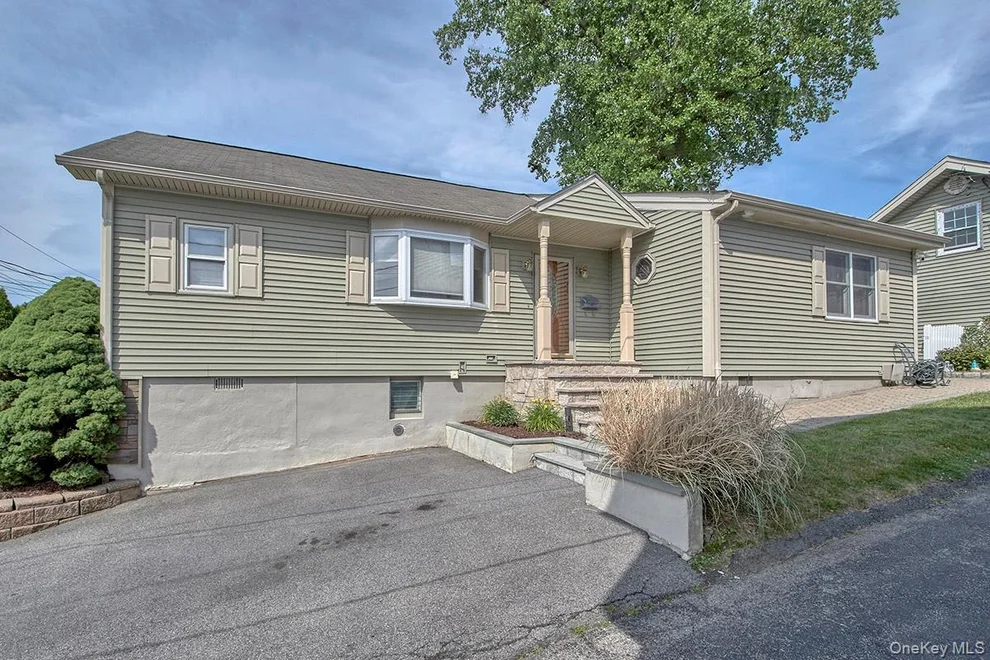 Unit for sale at 108 Lincoln Avenue E, Harrison, NY 10604