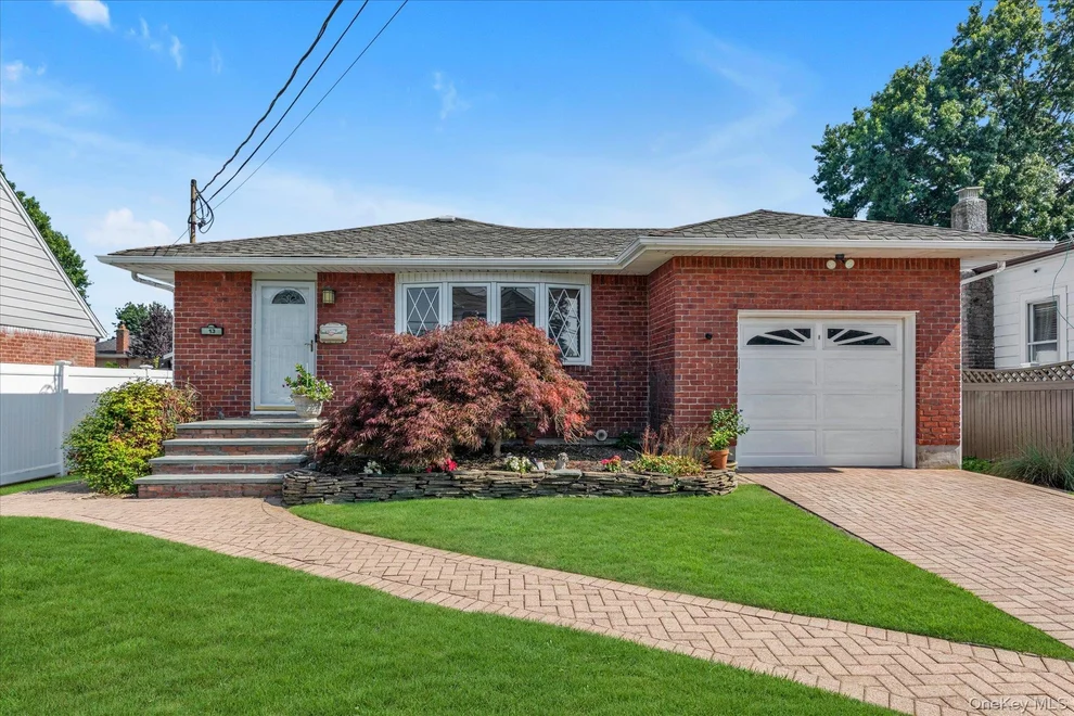 Unit for sale at 13 Prospect Street, Oyster Bay, NY 11801