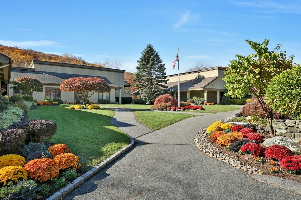 Unit for sale at 48 Heritage Hills, Somers, NY 10589