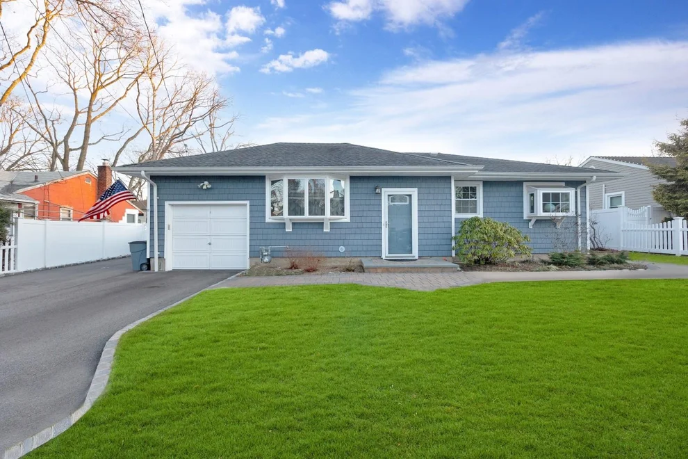 Unit for sale at 56 Vermont Street, Huntington, NY 11747