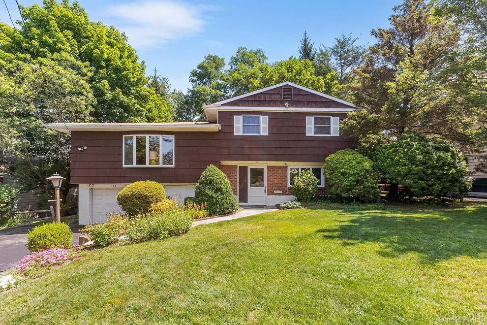 Unit for sale at 103 Parkview Road, Greenburgh, NY 10523