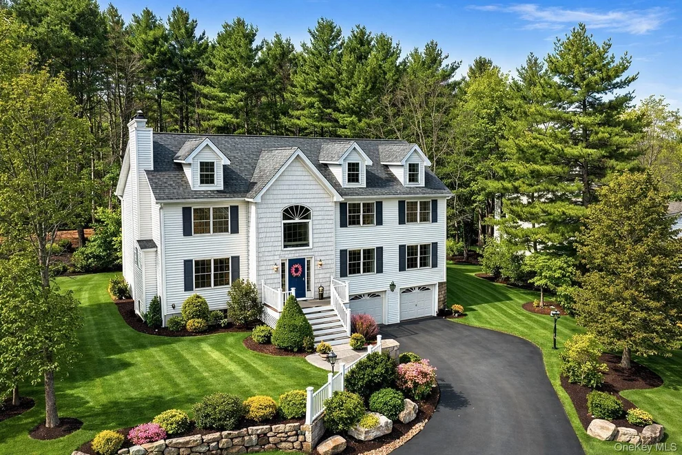 Unit for sale at 9 Mount Ridge Court, Monroe, NY 10950