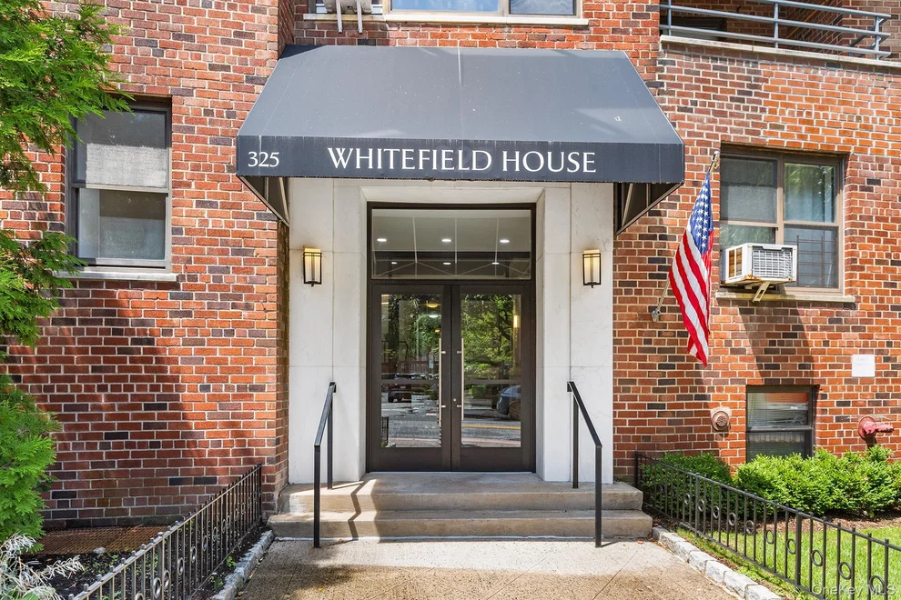 Unit for sale at 325 Main Street, White Plains, NY 10601
