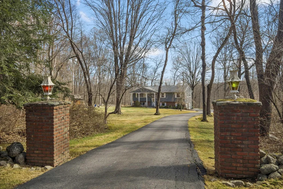 Unit for sale at 15 Brightview Court, Carmel, NY 10541