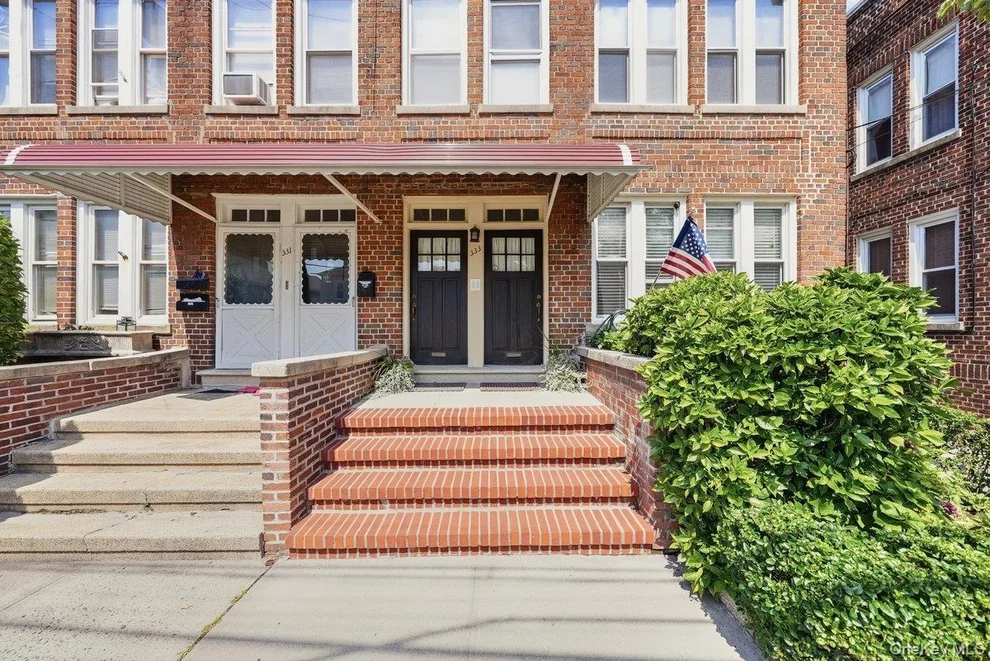 Unit for sale at 333 E 238th Street, New York, NY 10470