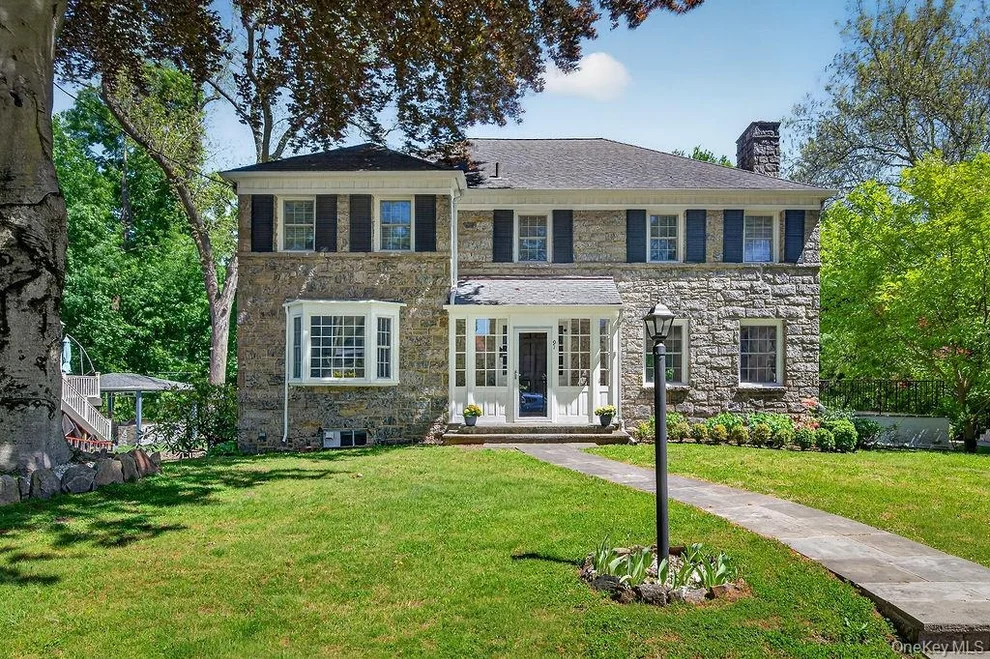 Unit for sale at 91 Central Parkway, Mount Vernon, NY 10552