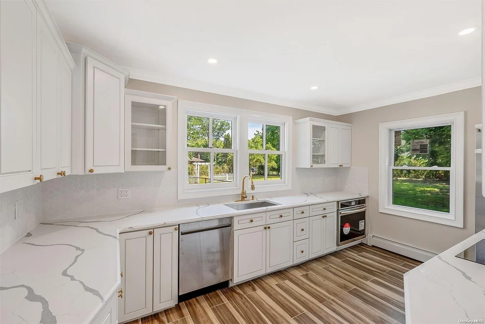 Unit for sale at 784 S Country Road, Brookhaven, NY 11772