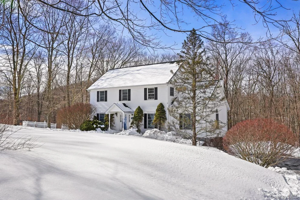 Unit for sale at 10 Jennifer Lane, Patterson, NY 10512