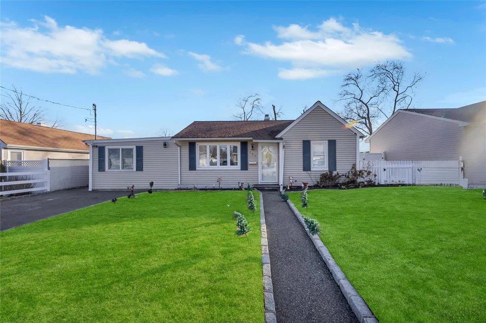 Unit for sale at 140 Birs Avenue, Babylon, NY 11757