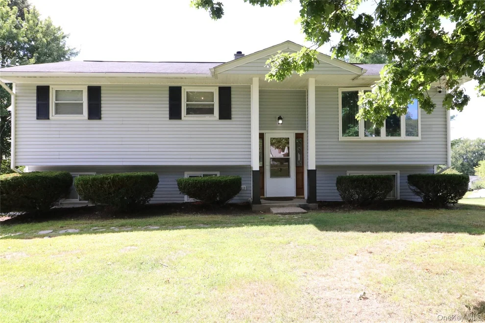 Unit for sale at 23 Buttermilk Drive, Hyde Park, NY 12601