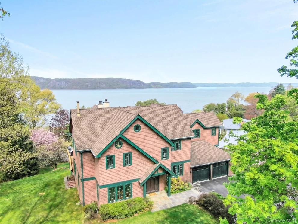 Unit for sale at 24 Country Club Lane, Mount Pleasant, NY 10510