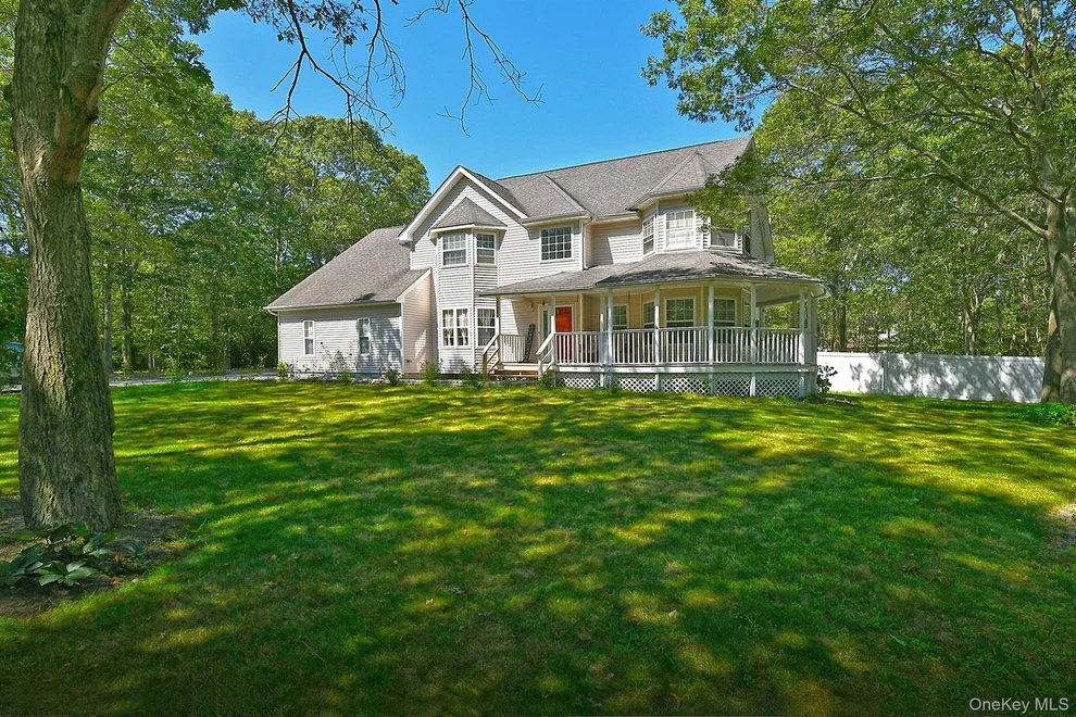 Unit for sale at 187 Robinson Avenue, Brookhaven, NY 11763