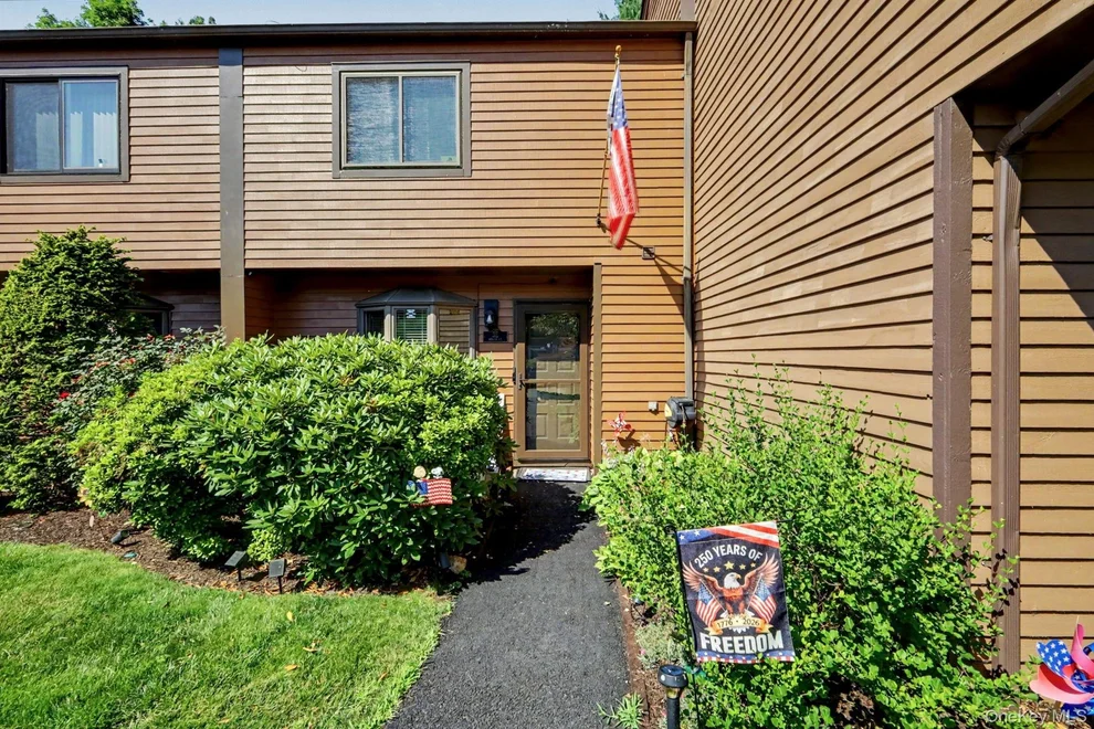 Unit for sale at 3 Adrian Court, Cortlandt, NY 10567