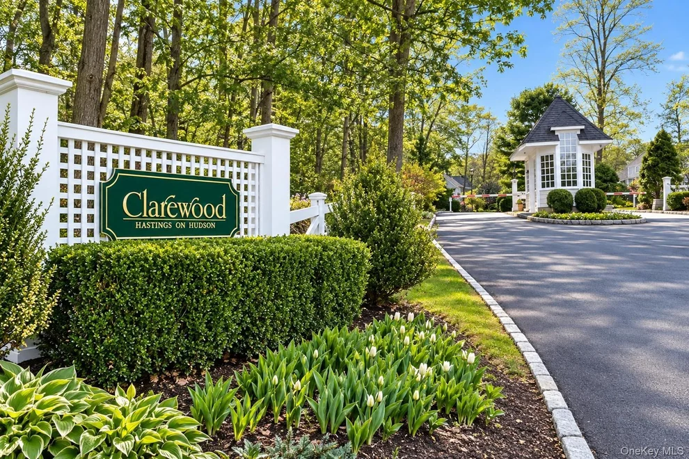 Unit for sale at 100 Clarewood Drive, Greenburgh, NY 10706