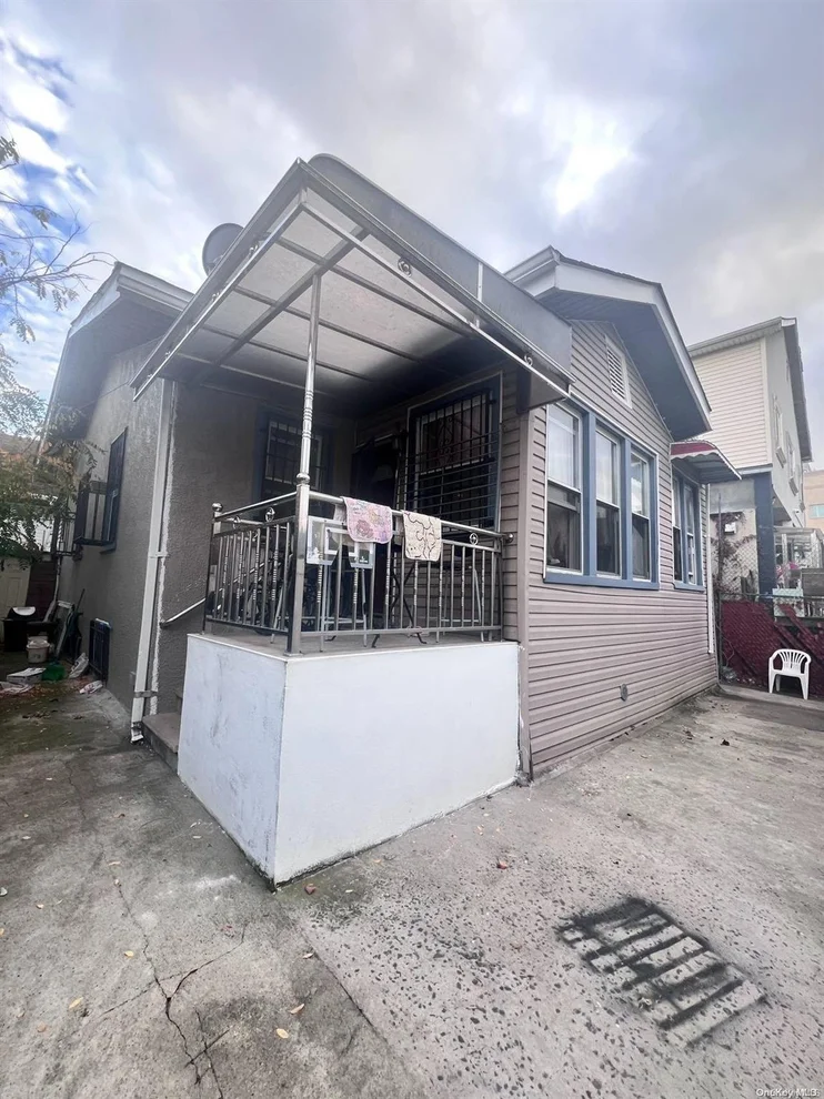 Unit for sale at 14 Brighton 7th Walk, New York, NY 11235