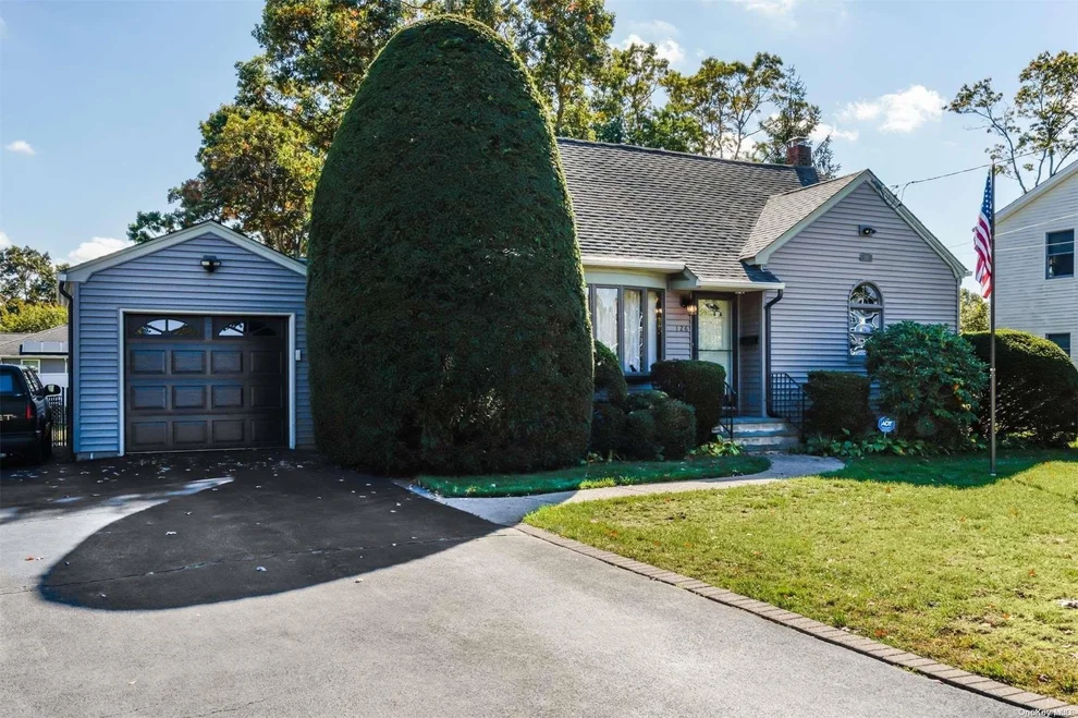 Unit for sale at 126 E Madison Street, Islip, NY 11730