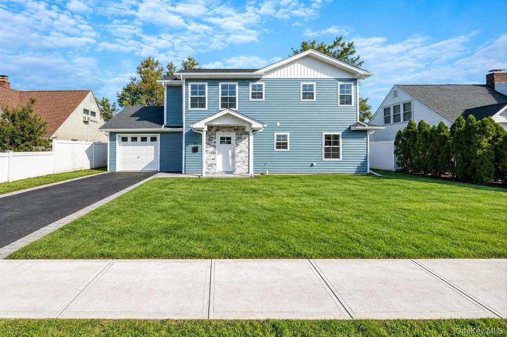Unit for sale at 110 Bayberry Lane, Hempstead, NY 11756