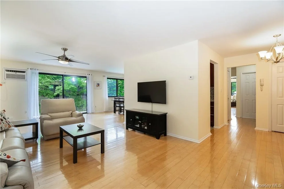 Unit for sale at 500 Central Park Avenue, Scarsdale, NY 10583