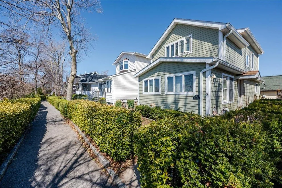 Unit for sale at 72 Indian Trail, New York, NY 10465