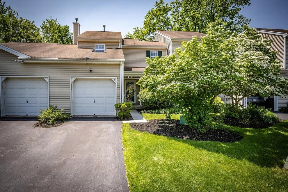 Unit for sale at 3 Bridgewater Way, Poughkeepsie, NY 12601