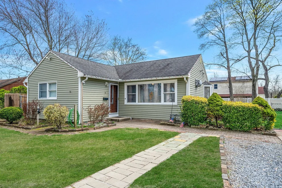 Unit for sale at 54 E Maple Street, Islip, NY 11722