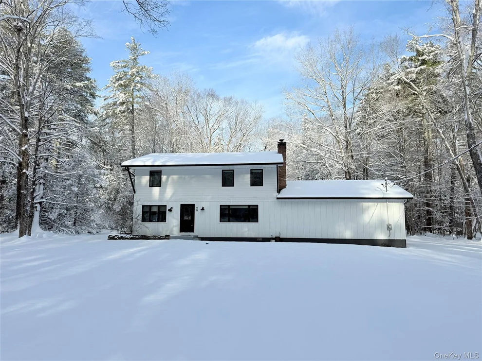 Unit for sale at 90 Van Dale Road, Woodstock, NY 12498