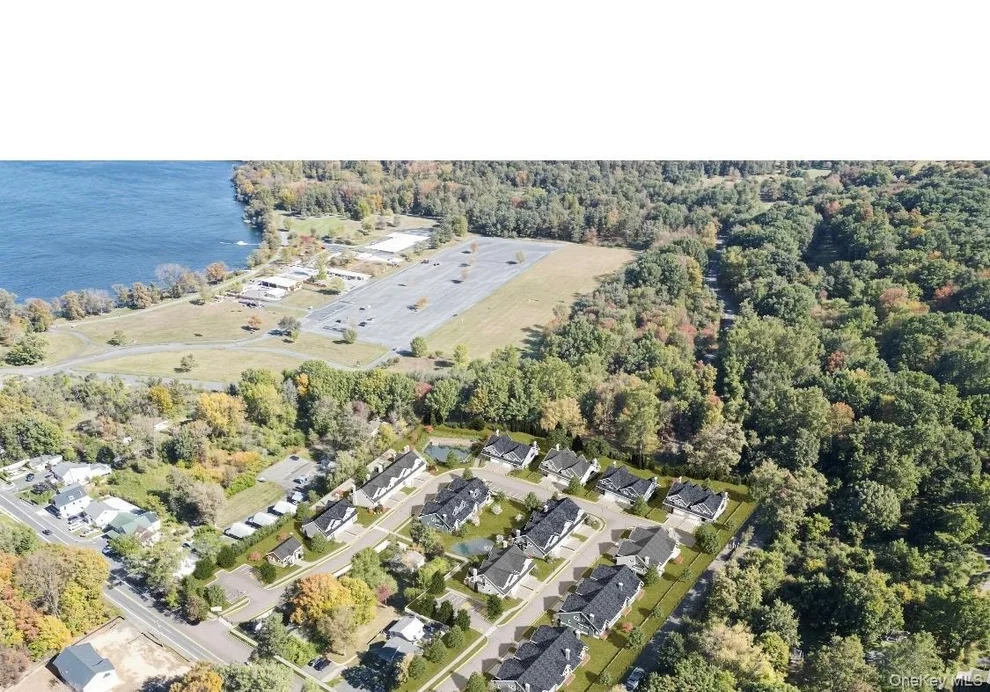 Unit for sale at 741 Route 9W, Clarkstown, NY 10989