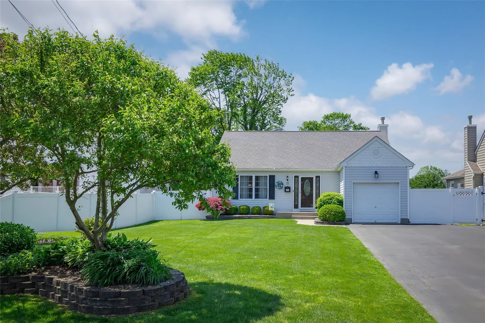 Unit for sale at 12 Macon Avenue, Islip, NY 11782
