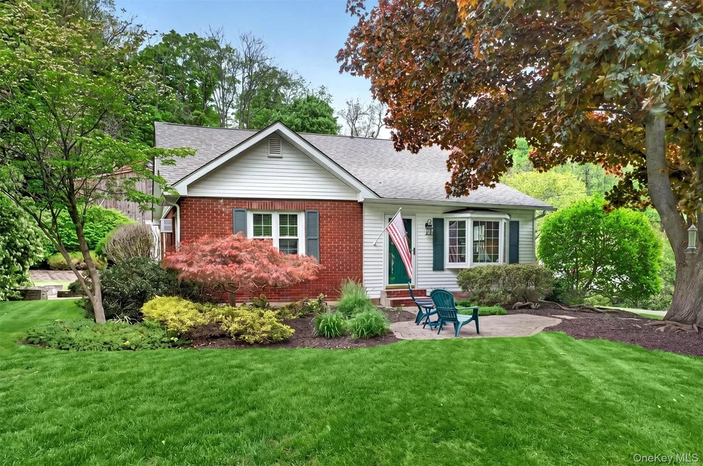 Unit for sale at 1 N Hudson Street, Chester Town, NY 10918