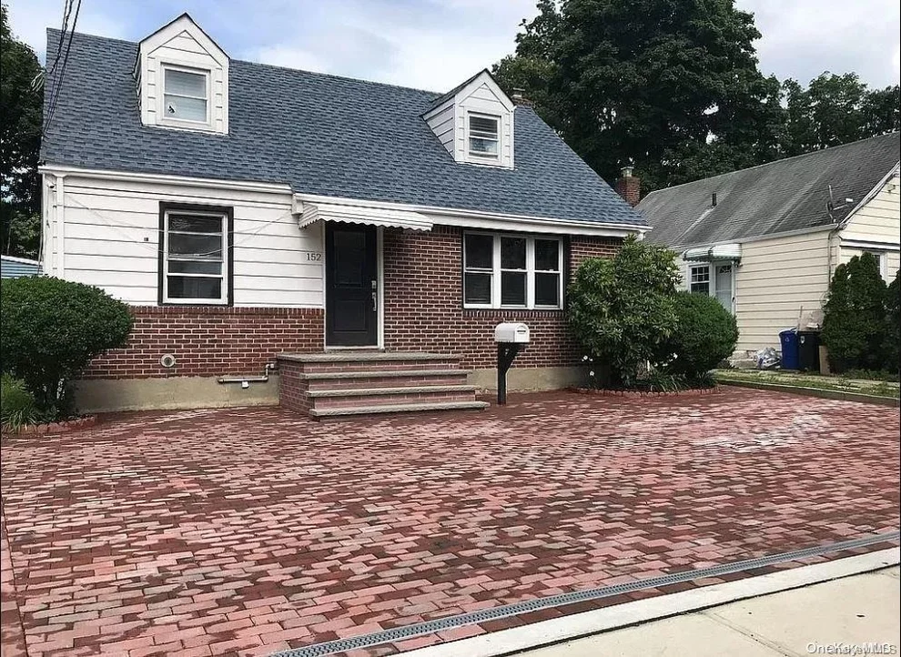 Unit for sale at 152 Fairview Boulevard, Hempstead, NY 11550