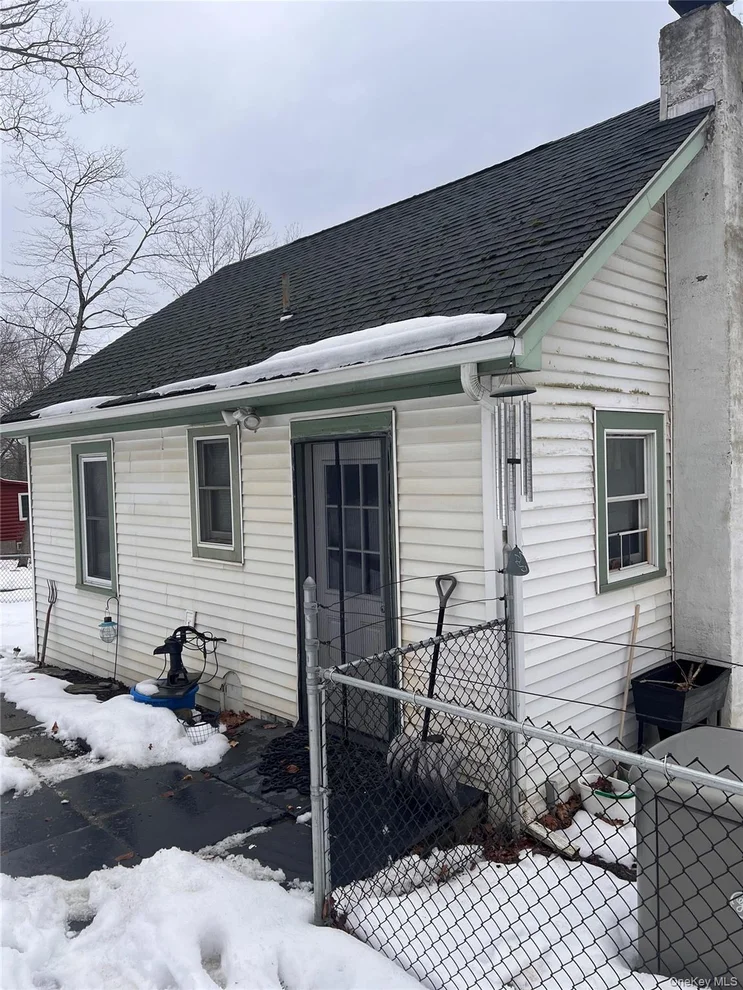 Unit for sale at 206 Lakeview Road, Wappinger, NY 12590