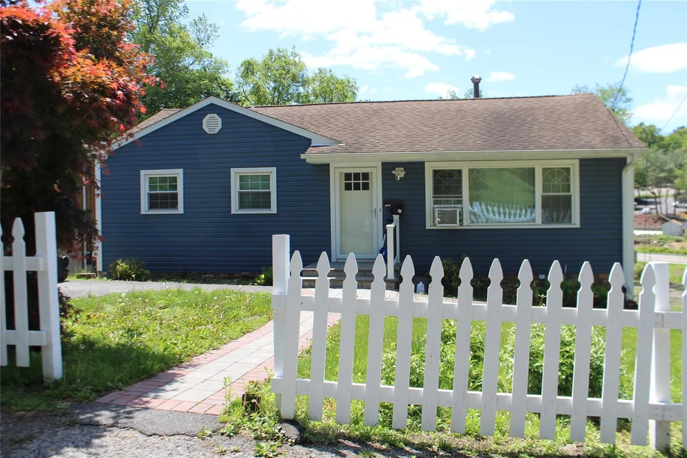 Unit for sale at 1111 Frost Lane, Peekskill, NY 10566