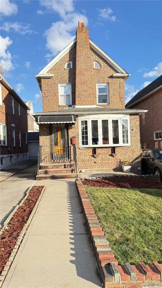 Unit for sale at 54-13 65 Pl, New York, NY 11378