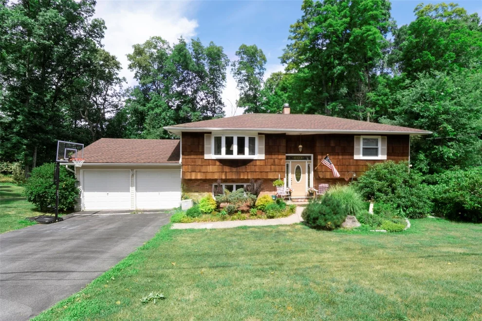 Unit for sale at 92 Pickerel Road, Monroe, NY 10950