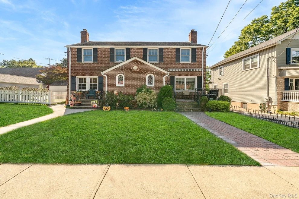 Unit for sale at 10 Pansy Avenue, Hempstead, NY 11001