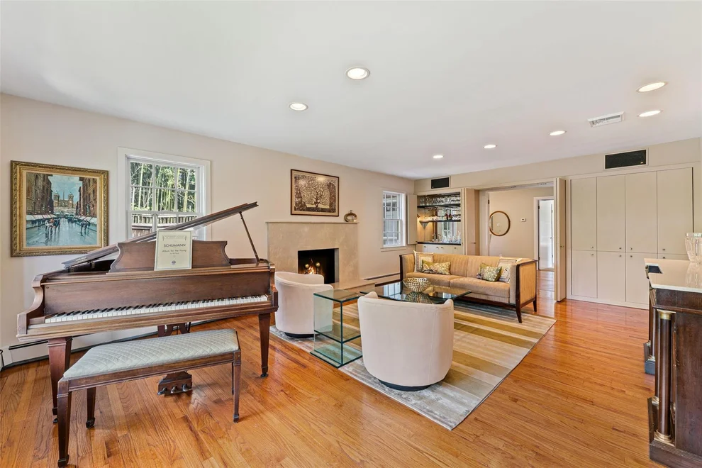 Unit for sale at 50 Burnside Drive, Greenburgh, NY 10706