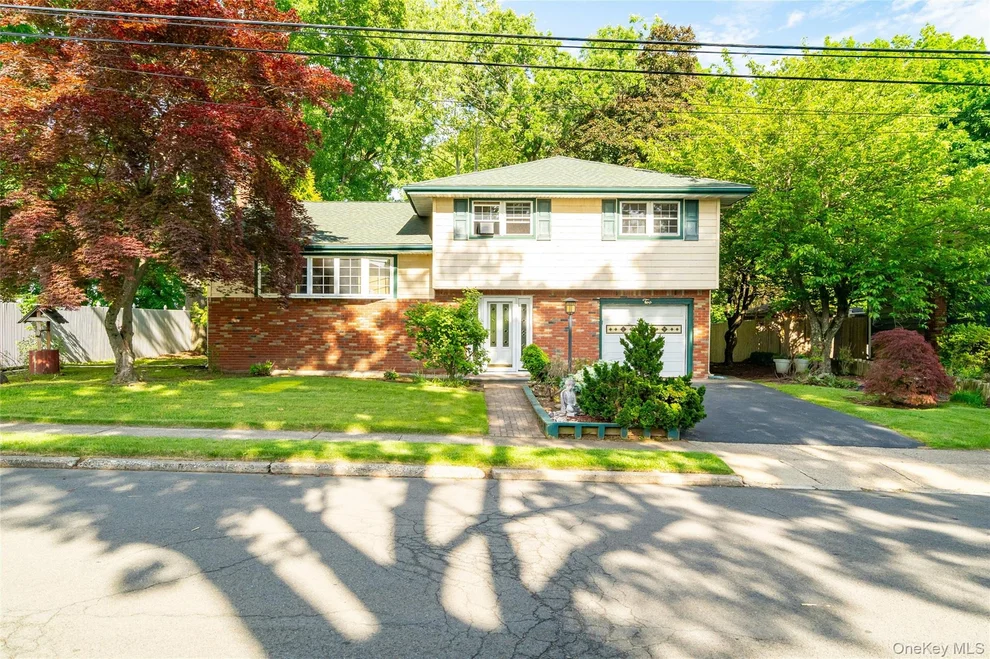 Unit for sale at 2 Forest Knoll Drive, Ramapo, NY 10901