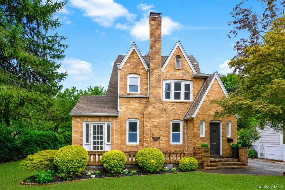 Unit for sale at 53 Palmer Avenue, Scarsdale, NY 10583