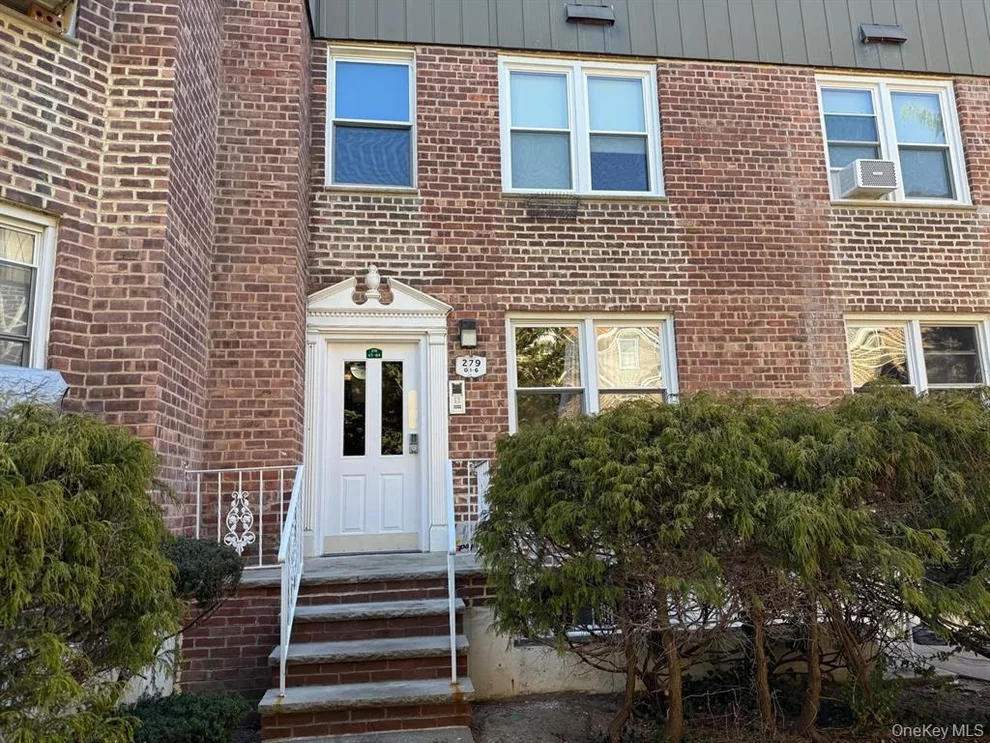 Unit for sale at 279 Cedarhurst Avenue, Hempstead, NY 11516