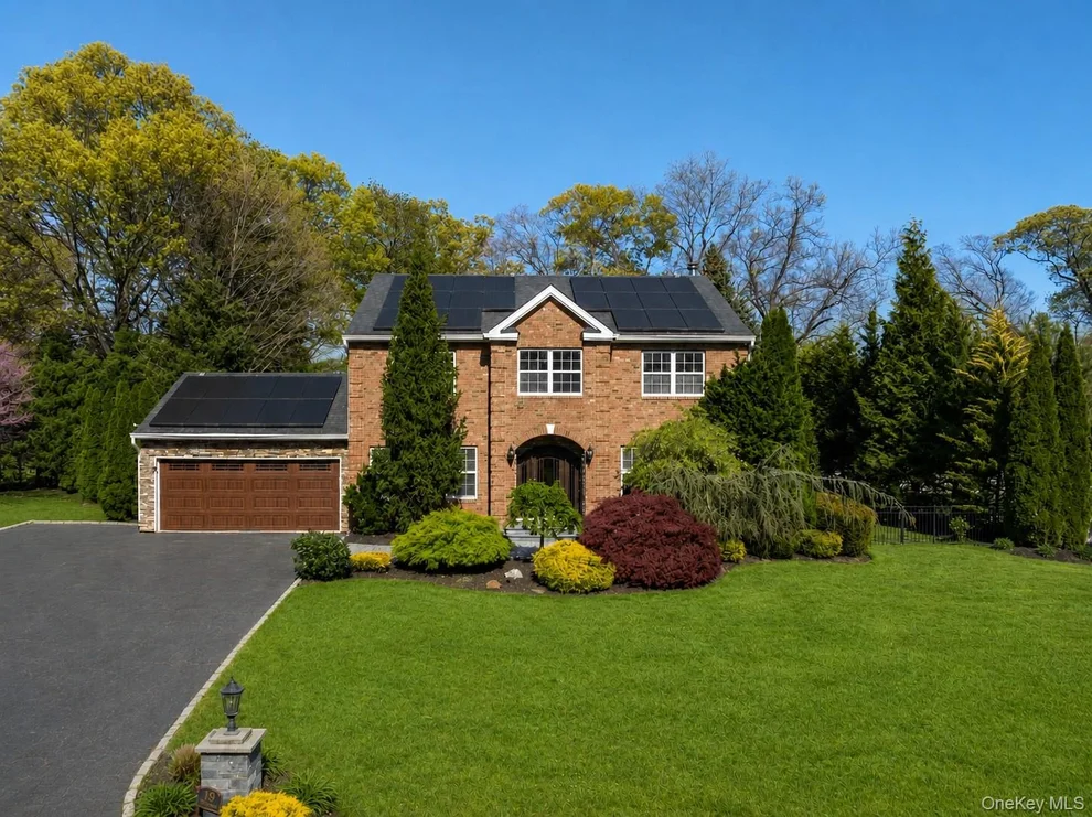 Unit for sale at 19 Hamilton Place, Brookhaven, NY 11755