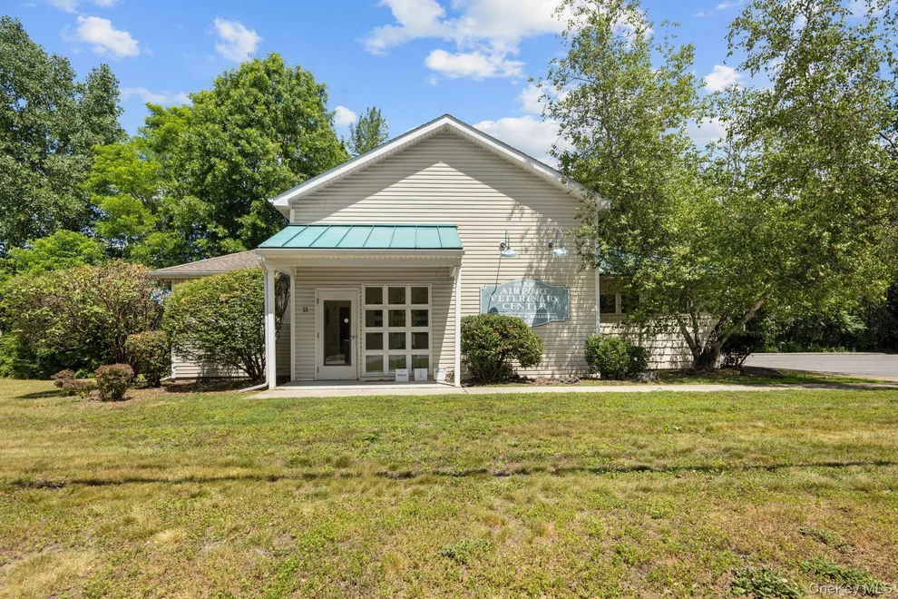 Unit for sale at 11 Airport Drive, Wappinger, NY 12590