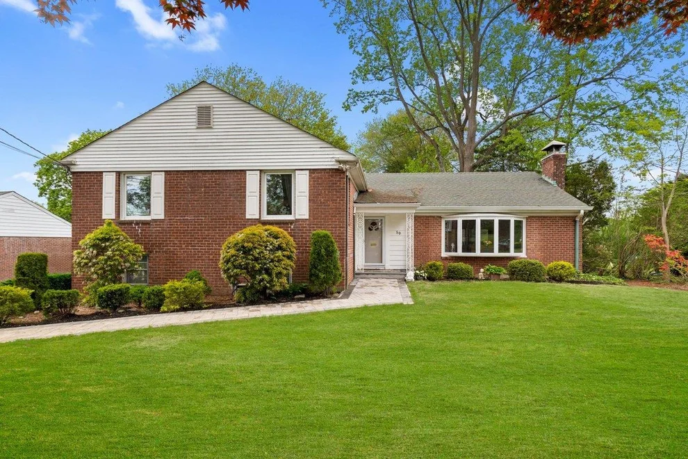 Unit for sale at 59 Woodford Road, Yonkers, NY 10583
