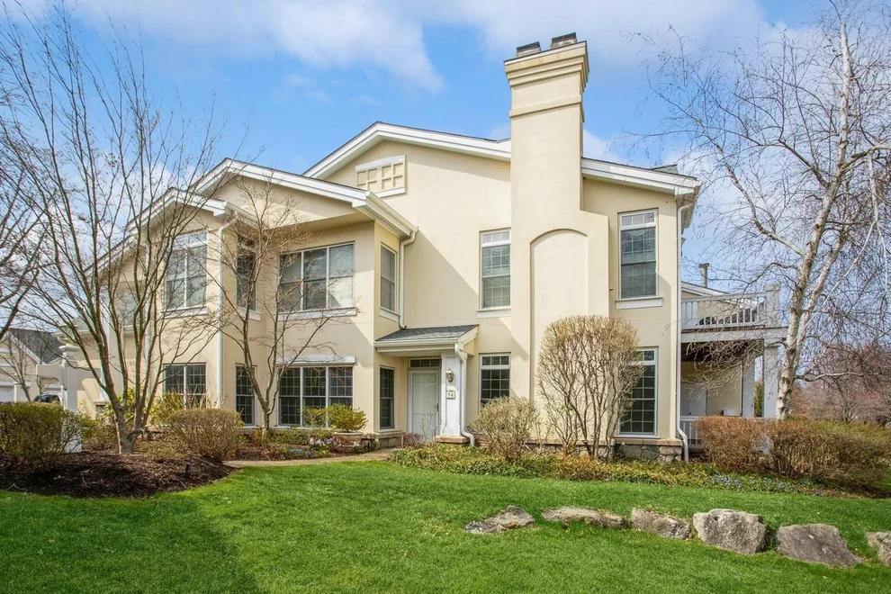 Unit for sale at 94 Doral Greens Drive W, Rye Town, NY 10573