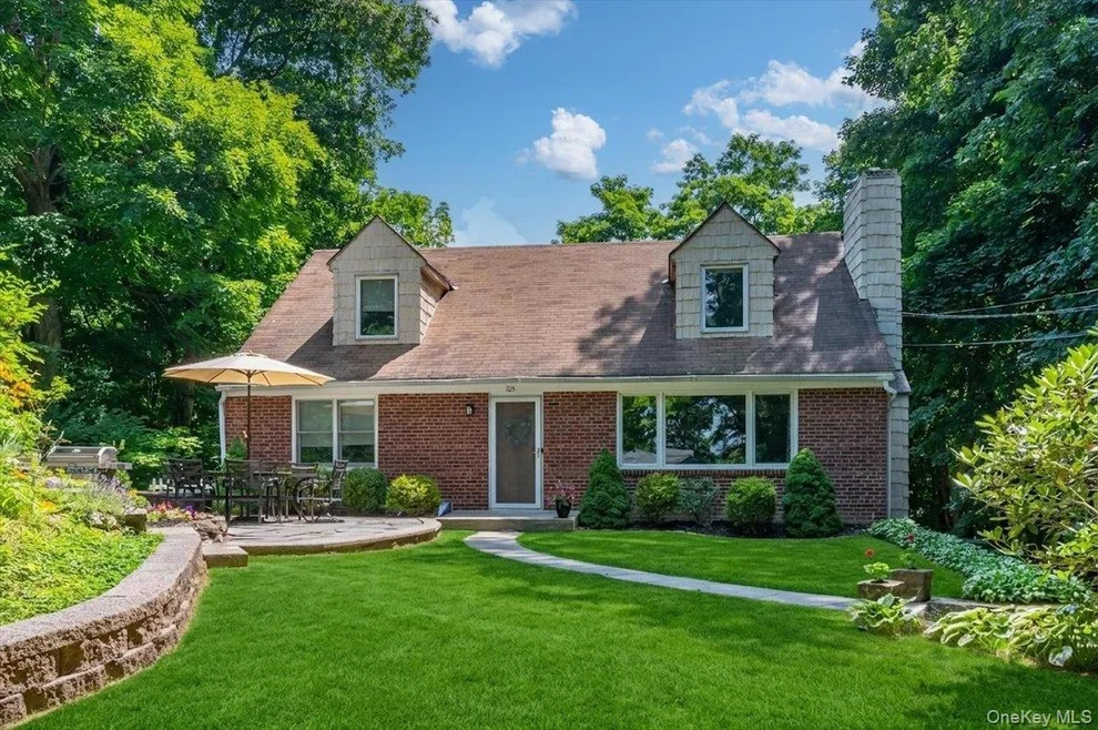 Unit for sale at 105 High Street Extension, Mount Kisco, NY 10549