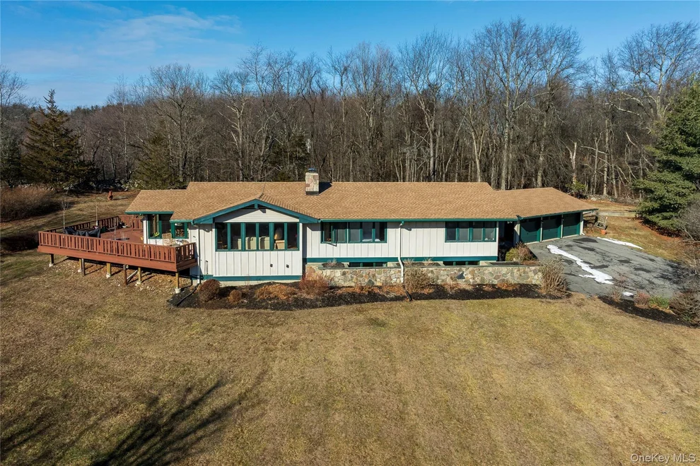 Unit for sale at 206 Hoslers Road, Minisink, NY 10998