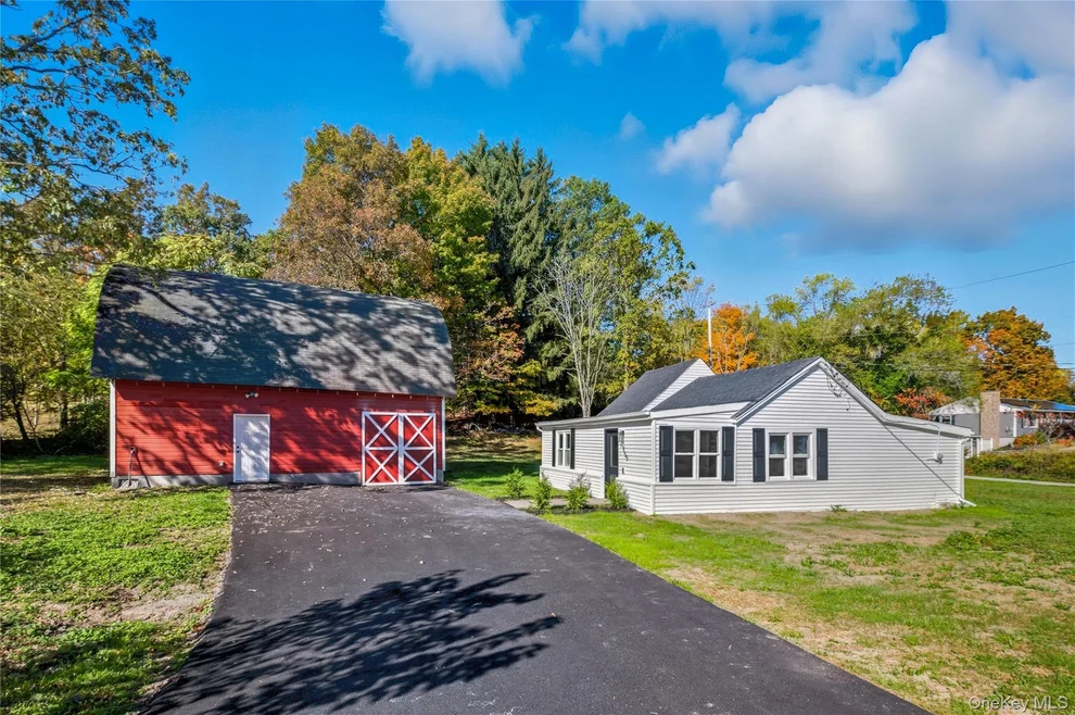 Unit for sale at 955 State Route 32, Newburgh (Town), NY 12589