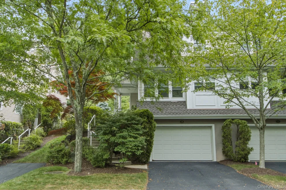 Unit for sale at 34 Briarbrook Drive, Ossining, NY 10510
